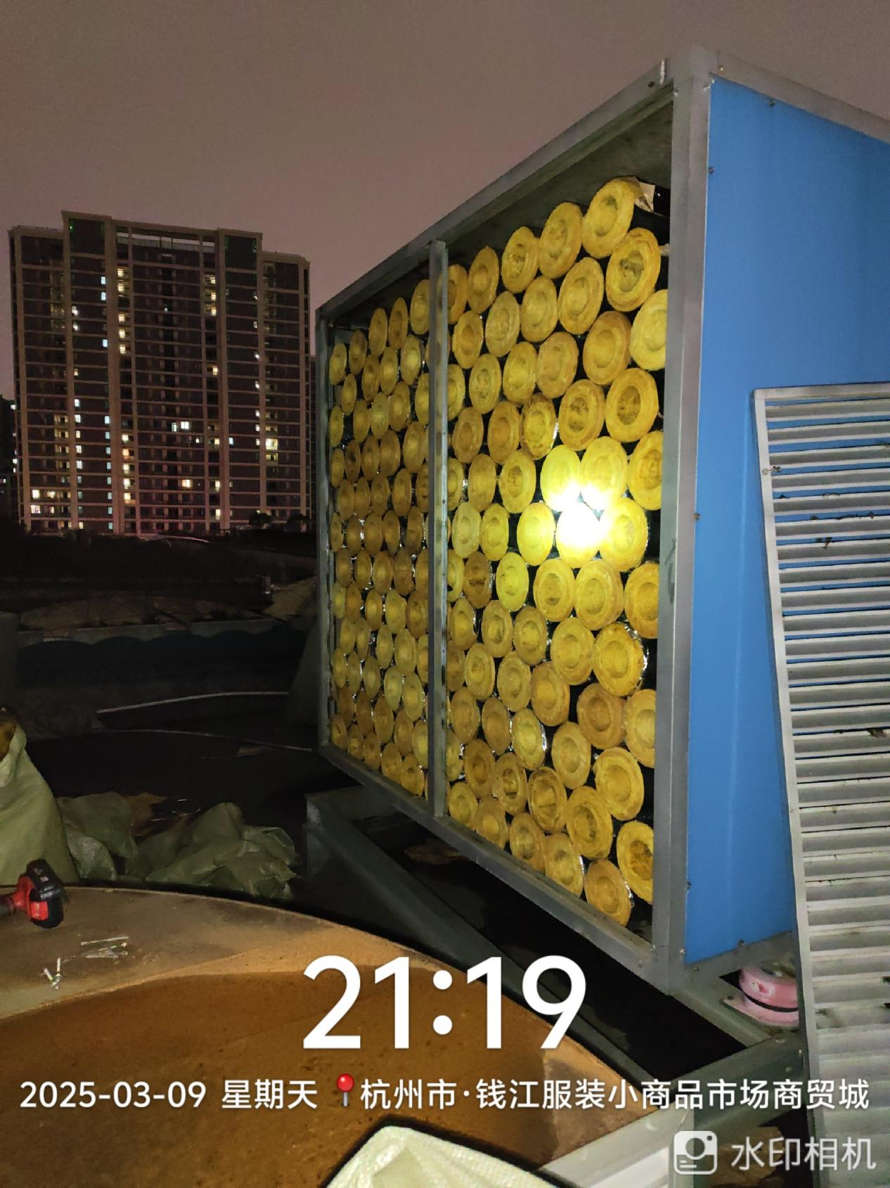 ?深夜作業 保障美食廣場“肺”活力