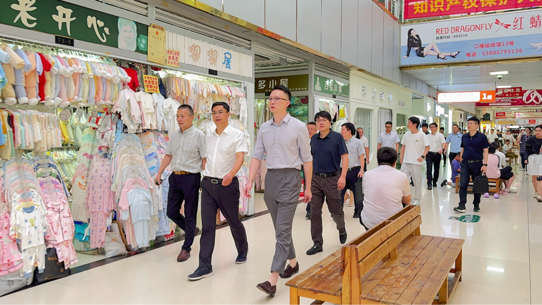 繃緊“安全弦”，把好“節(jié)前關”！拱墅區(qū)區(qū)領導蒞臨錢江商城開展節(jié)前安全生產檢查