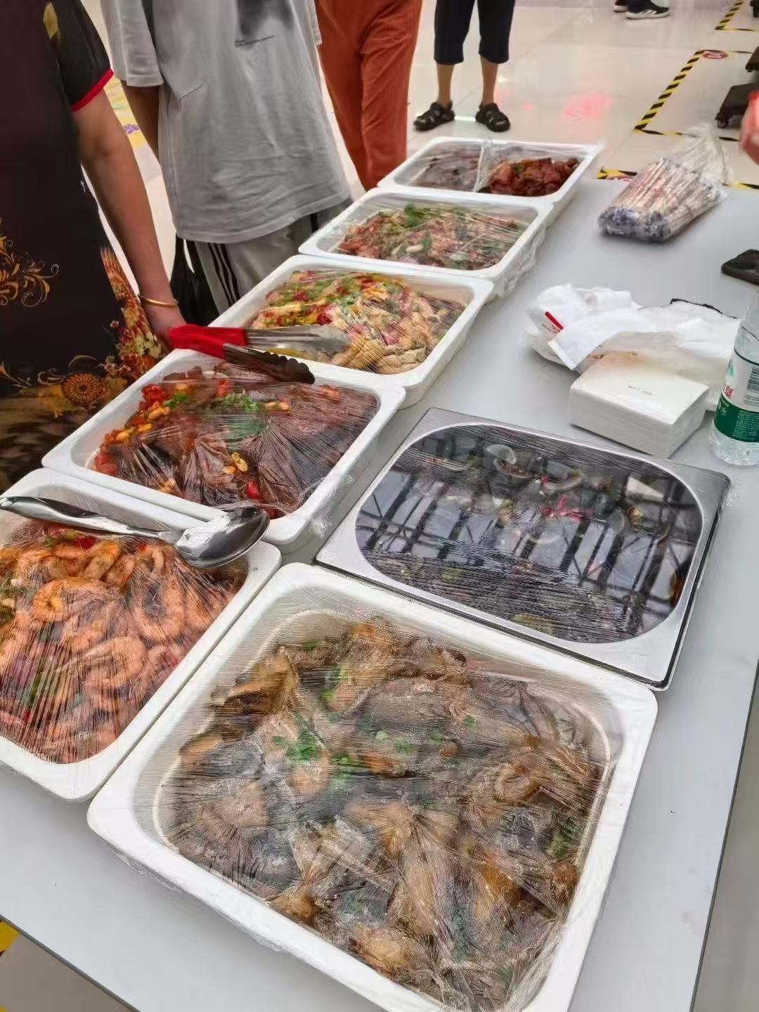 錢江商城便民外擺火熱開啟點亮夏日“好食光”