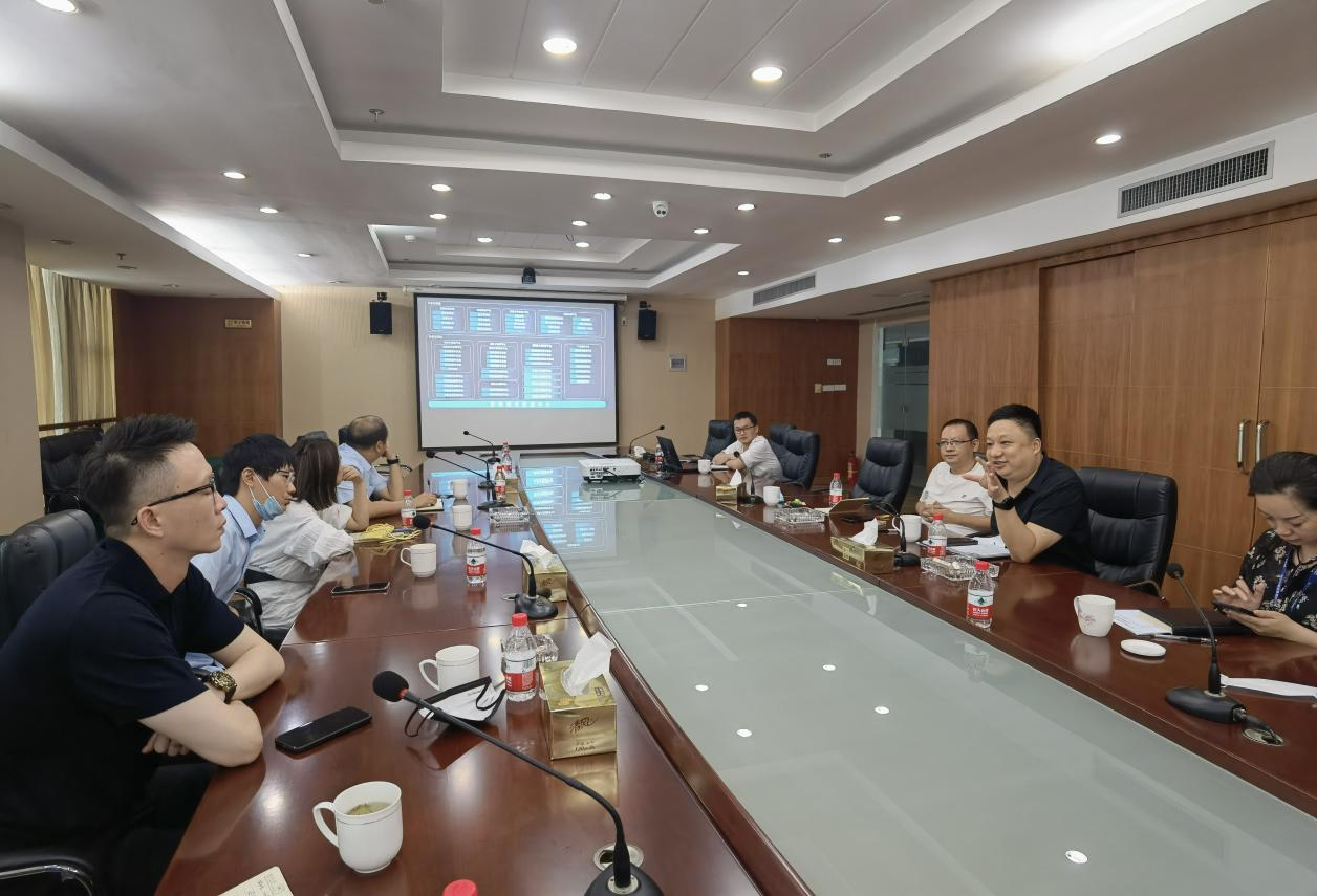 學先進、趕先進！錢江商城赴海寧中國皮革城考察學習智能化改造數(shù)字化轉(zhuǎn)型