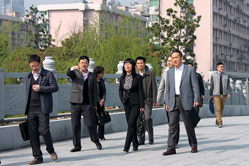 20150329中央黨校課題組專家一行蒞臨建華文創園調研 (1).jpg 20150329中央黨校課題組專家一行蒞臨建華文創園調研 (1).jpg