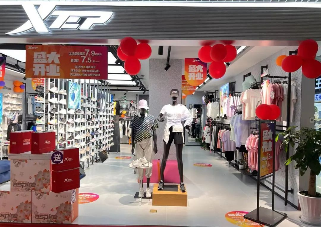 衣服1.png 衣服1.png