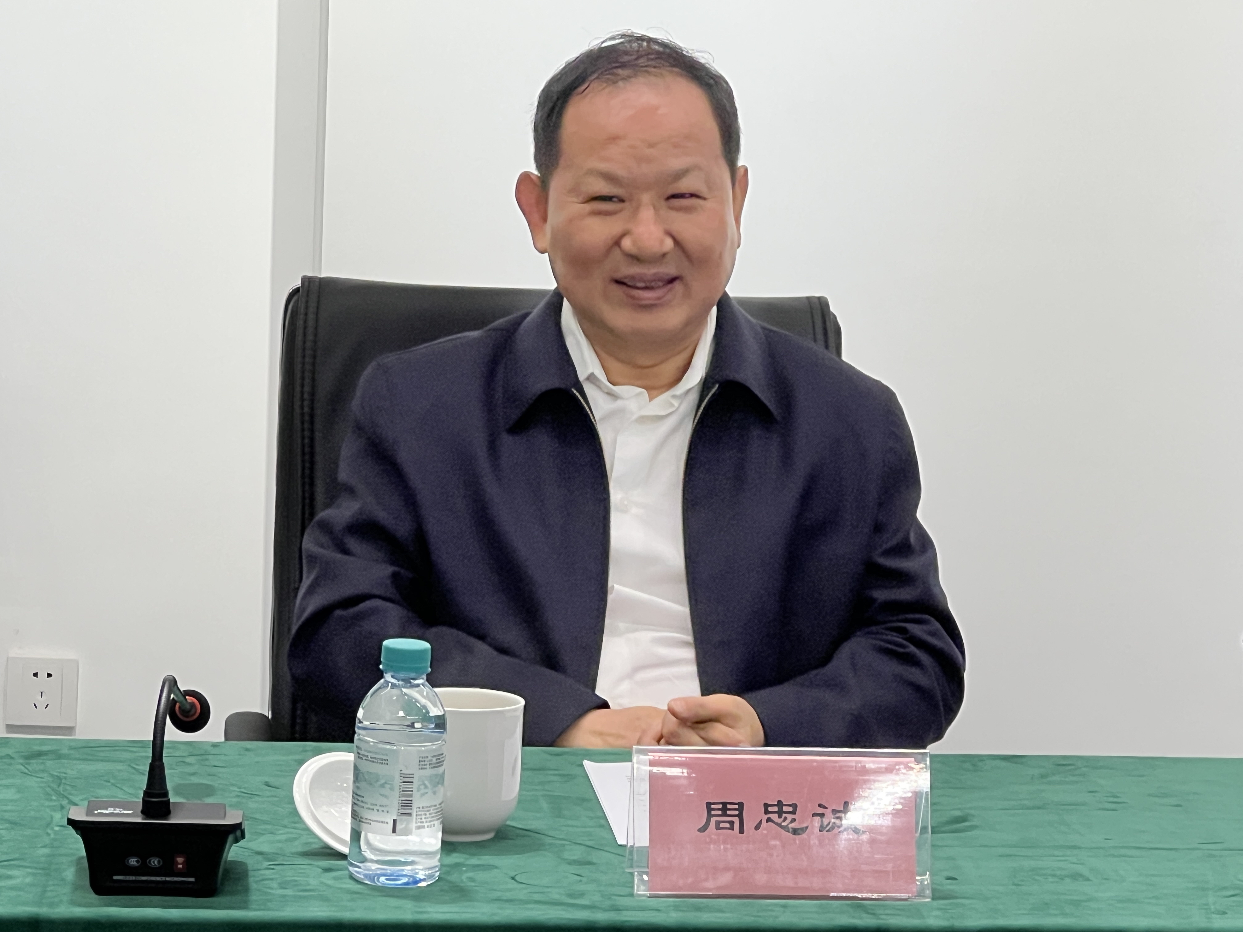 周忠誠.jpg 周忠誠.jpg